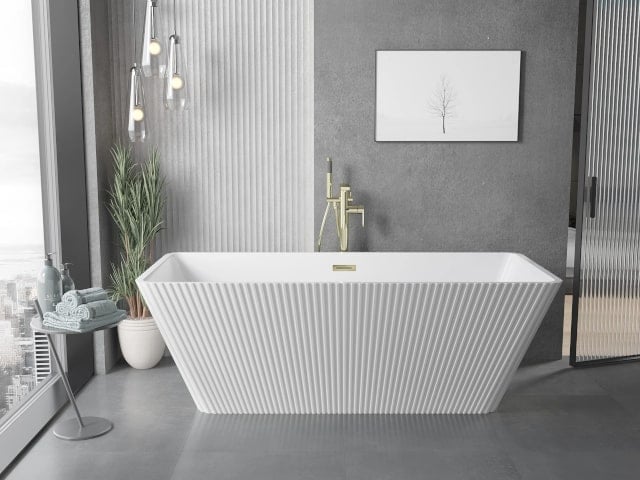 Żarówki LED 15W w łazience